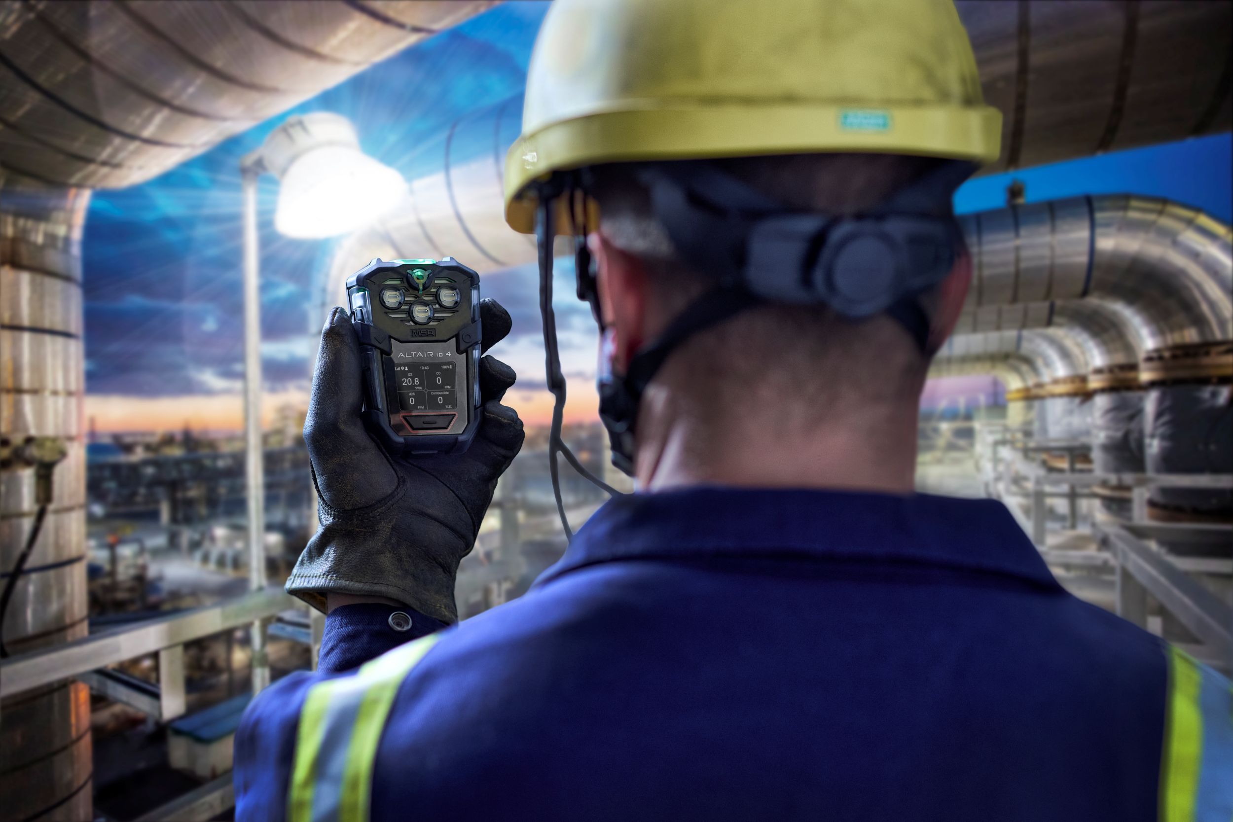 Over Shoulder ALTAIR io4 V Gard 950